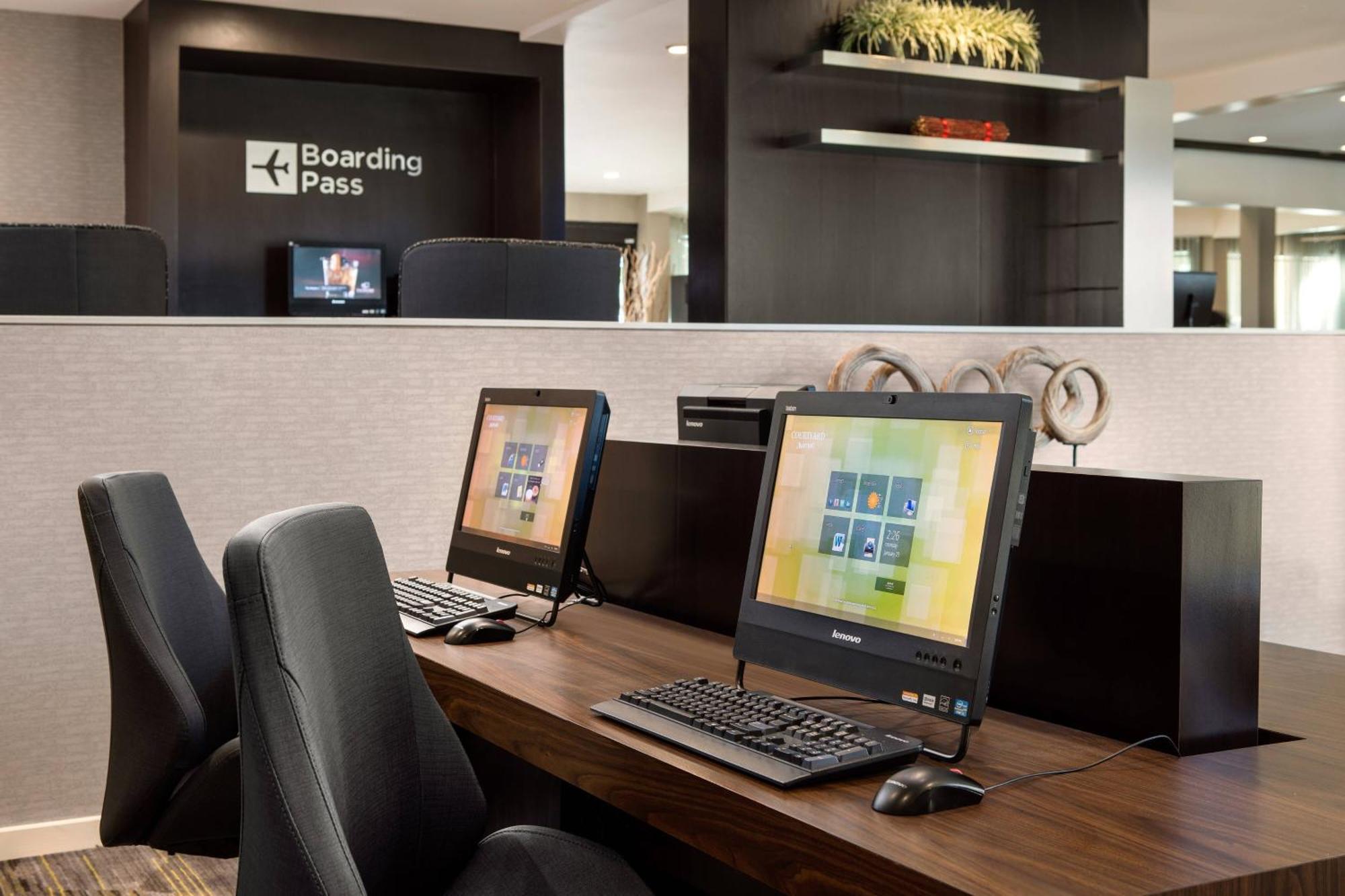 Courtyard By Marriott San Diego Sorrento Valley Экстерьер фото