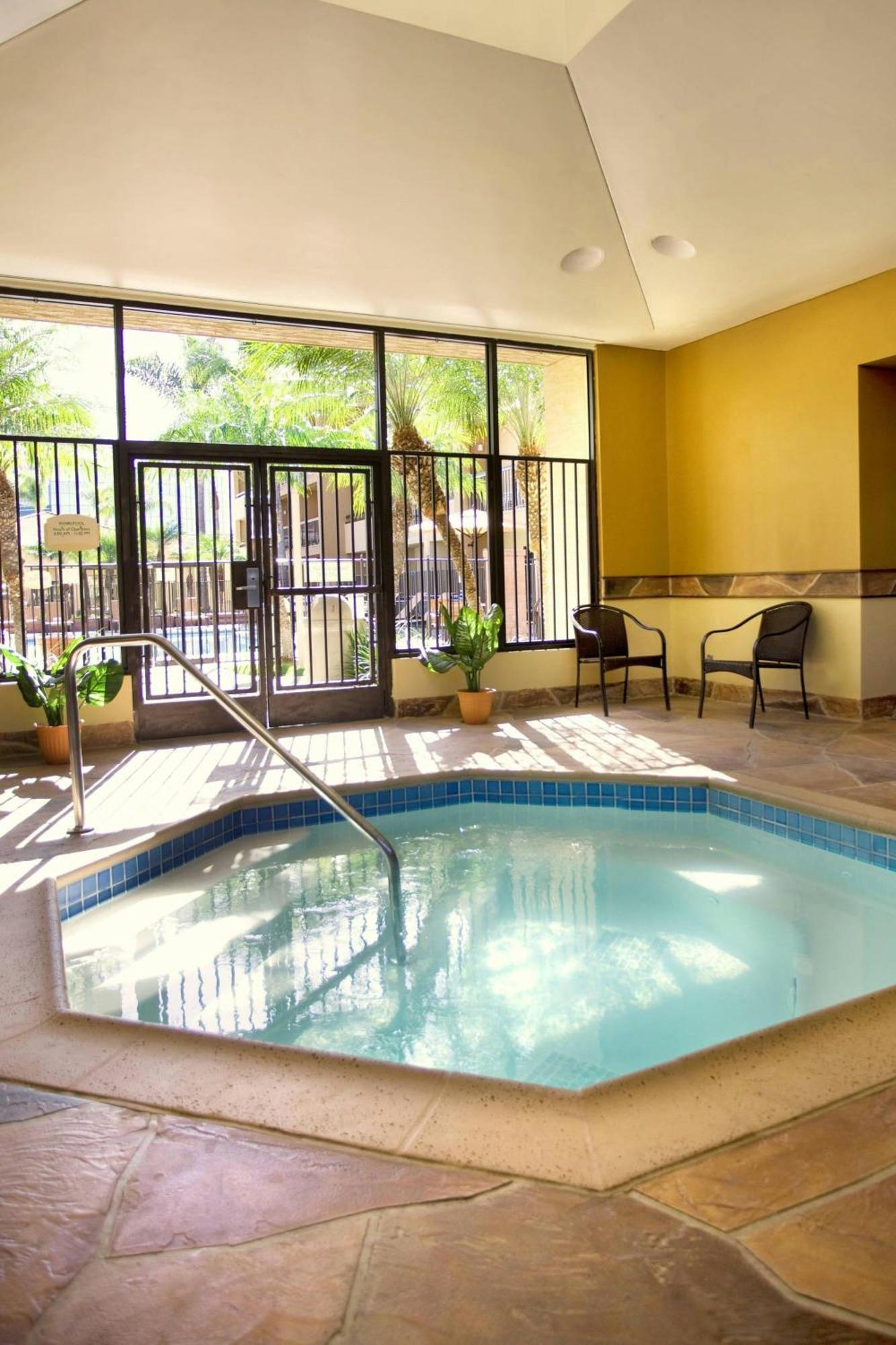 Courtyard By Marriott San Diego Sorrento Valley Экстерьер фото