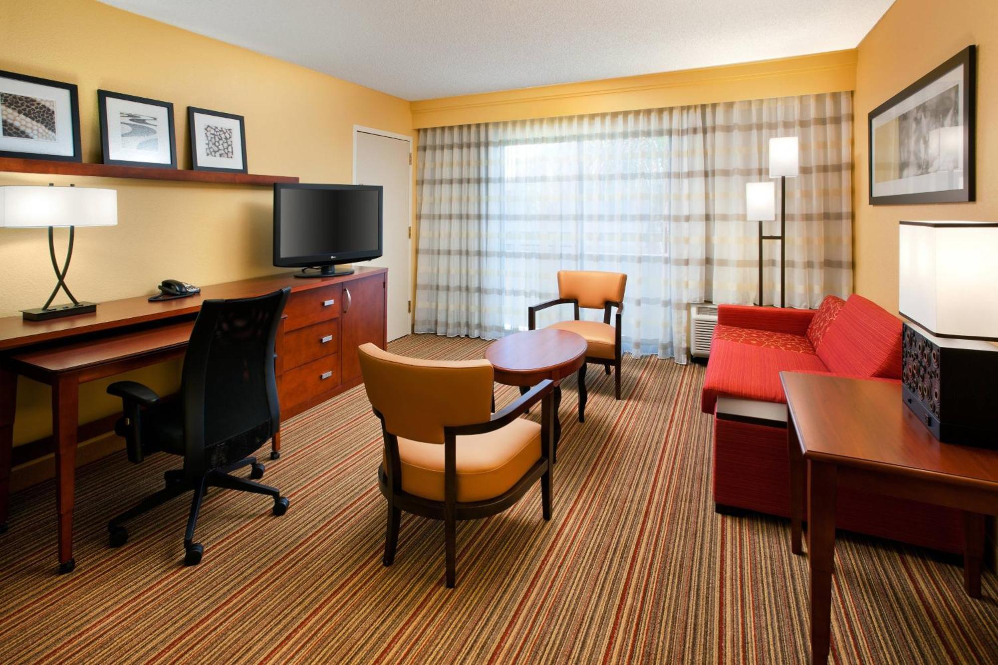 Courtyard By Marriott San Diego Sorrento Valley Экстерьер фото