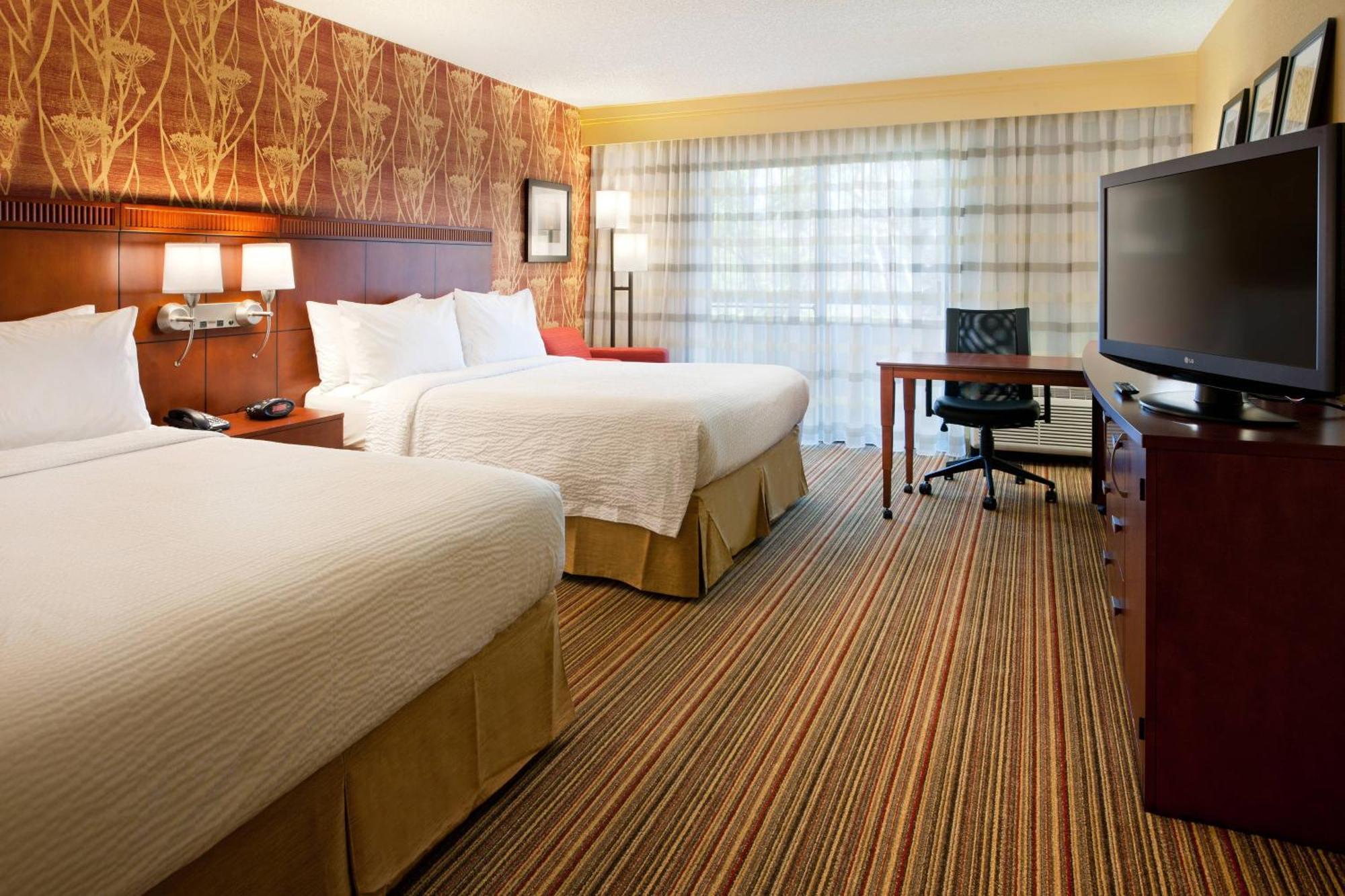 Courtyard By Marriott San Diego Sorrento Valley Экстерьер фото