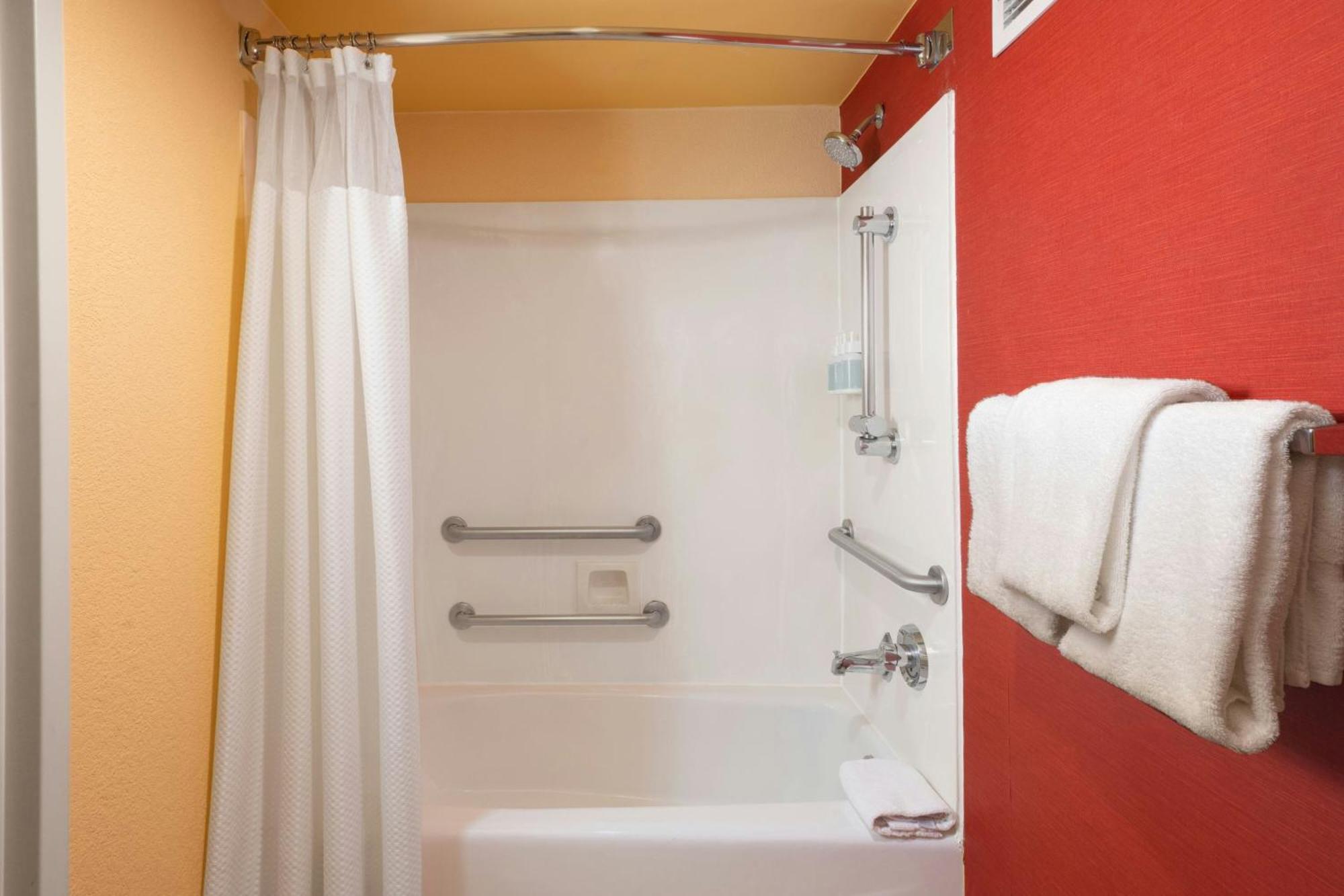 Courtyard By Marriott San Diego Sorrento Valley Экстерьер фото